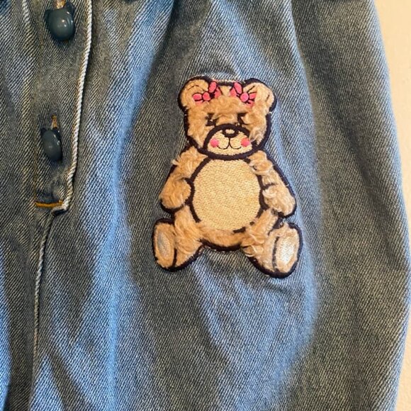 Vintage Baby Denim Jumpsuit Teddy Bear Patch Bows Size 24 Months - Picture 2 of 7